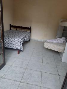 15 pessoas 6 suites Mongagua