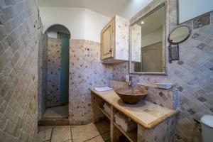 Hotels Les Loges du Luberon : Chambre Quadruple