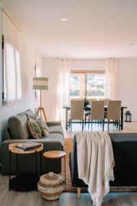 Just Like Home - Casa Rosa