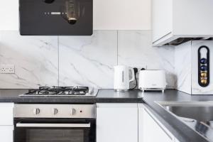 Spacious Islington Apartment