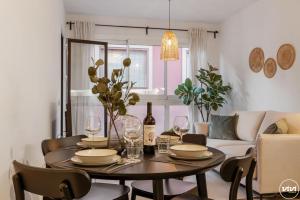 ViVi Homes - Anemona , Beach , Balcony, Centre