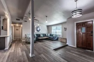 Hinman Haven - Peary Place