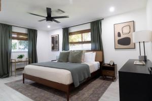 NEW Riverside Retreat with Pool