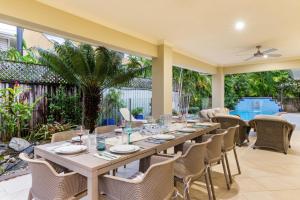 Six Beachside With Tropical Heated Pool