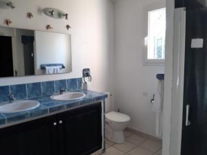 Les Mas et Villas de Pont Royal en Provence - maeva Home - Maison 5 pieces 10 personnes avec piscine privee - Prestige - Super Home MAE-6064 : photos des chambres