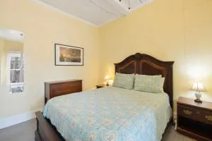 Historic Island Hotel - Inglis