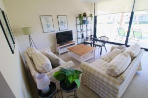 Two Bedroom Apartment in Mar de Cristal with Communal Pool