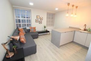 Charming Modern 2br Flat In Central Preston