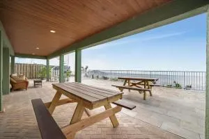 Stones Throw Beachfront Family Suite #3 VIEWS - إنديان روكس بيتش