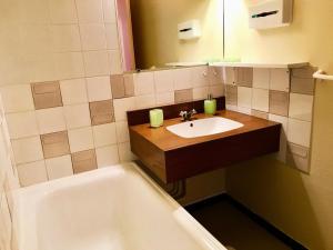 Résidence Les Aloubiers - Chaleureux trois pièces au pied des pistes MAE-3504