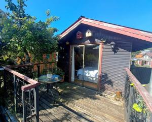 Estudio Interior con Baño Privado en Casa Frente al Mar Piscina temperada compartida