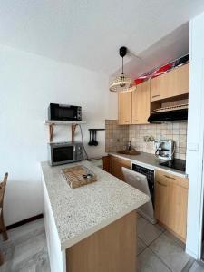 Résidence Les Arolles - JOLIE STUDIO AUX PIEDS DES PISTES MAE-2644