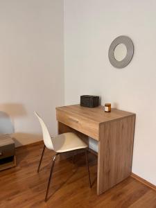 Danica & Mario Residence