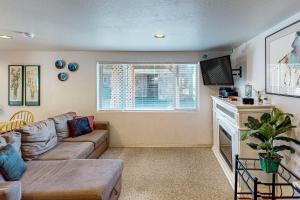 Flounders Crib Condo