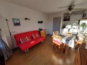 Appartements Residence Le Grand Adret - Studio cabine MAE-2364 : photos des chambres