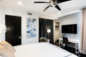 Hotel-Style Independent Suite in Ocean Beach