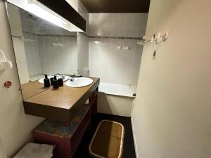 Appartements Residence Carette - STUDIO 32 M² CLOS DE LA BALME MAE-4841 : photos des chambres