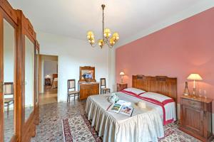 Villa Ortensie Garden with amazing view - Happy Rentals