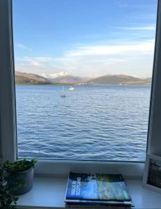 Beautiful Upper ApartmentStunning Sea Views, Isle of Bute