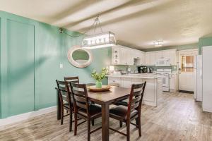 Venus 115 - Turtles Nest