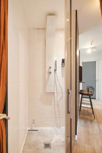 Ney - 2 Bedrooms 1 Living room