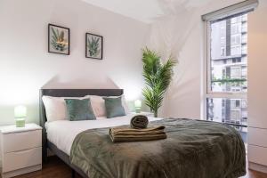 Manchester City Centre ,Salford,Lakeside apartment