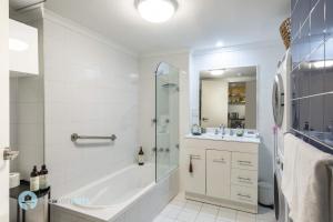 Sydney Oasis - Walk to City Balcony Free Parking