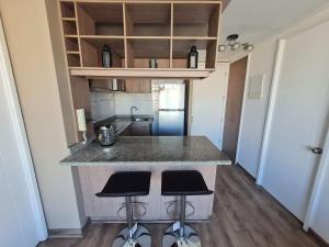 Dptox3 next to the Metro and super