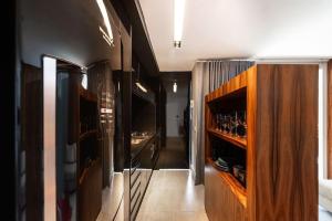 BC1 - Novo Bhaus Bela Cintra - Shopping - 20o andar - vaga de garagem - Metrô - Vista Incrível