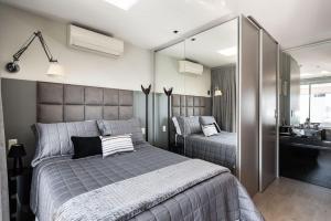 BC1 - Novo Bhaus Bela Cintra - Shopping - 20o andar - vaga de garagem - Metrô - Vista Incrível