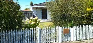 Bunny Cottage - Woodville