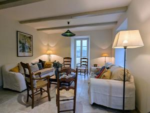 Gîte rénové campagne chic, 6 chambres pour 13 pers., jardin, terrasse, Haute-Loire - FR-1-582-527