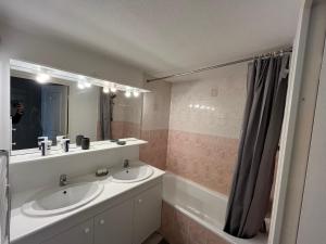 Duplex T3 avec parking privé, près du port à La Teste de Buch - FR-1-319-587