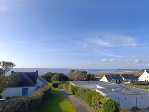 Maisons de vacances Maison Familiale Vue Mer a Saint-Gildas-de-Rhuys - FR-1-639-132 : photos des chambres