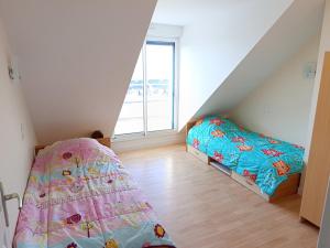 Maisons de vacances Maison Familiale Vue Mer a Saint-Gildas-de-Rhuys - FR-1-639-132 : photos des chambres