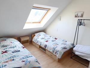 Maisons de vacances Maison Familiale Vue Mer a Saint-Gildas-de-Rhuys - FR-1-639-132 : photos des chambres