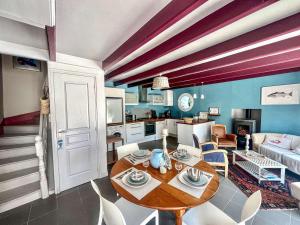 Villas Etel - Maison renovee 4 pers. avec jardin, terrasse et parking - FR-1-479-214 : photos des chambres