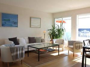 Appartements Appartement 5 pieces 8 pers. avec terrasse et parking a La Baule - FR-1-245-212 : photos des chambres
