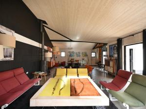 Maisons de vacances Maison spacieuse avec parking proche de la mer - FR-1-434-117 : photos des chambres