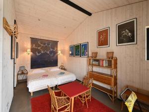 Maisons de vacances Maison spacieuse avec parking proche de la mer - FR-1-434-117 : photos des chambres