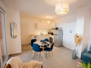 Appartements Bel Appartement T2 Neuf avec Terrasse - FR-1-553-292 : photos des chambres