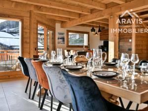 Chalet au Grand Bornand β 6 Chambres Spacieuses & Ambiance Chaleureuse - FR-1-391-194