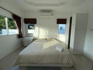 Pa Klok Thalang Home, 3-bed 2-bath for 5