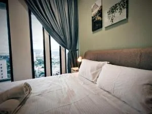 Haven Luxury 2BR Suite with Stunning Views - 亚依淡