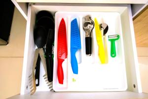 A01 Premium Mini Suite WHITE Cocina Terraza Companies Work Teams 1-2 PAX