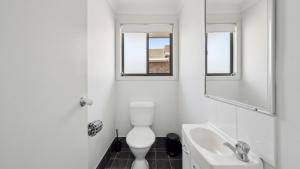 Brunswick Beach Club - Coastal Comfort Near The Be