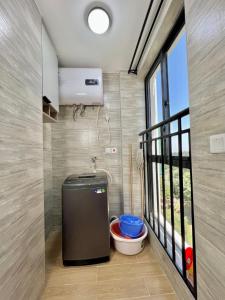 luxury elegant furnished apartment with children playing ground, relaxing rooftop with amazing city views, ample parking space and proximity to major shopping malls