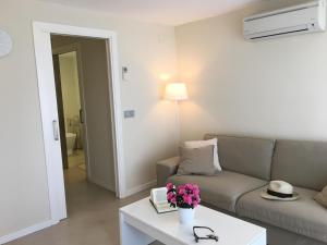 Studios Coll, Terrace & Pool