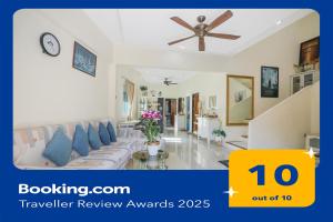 Phuket-Chalong 3-Bedrooms 240m2 Private XLarge Family Villa