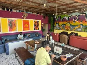 Backpackers Villa Mumbai - Mumbai